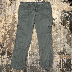 American Eagle Cargo Pants size 12